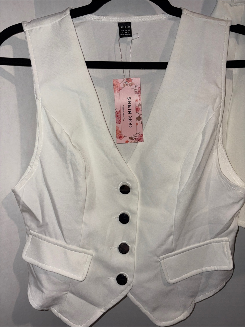 SHEIN off white hite Button Vest and Pleated Mini Skirt Set - Picture 6 of 7